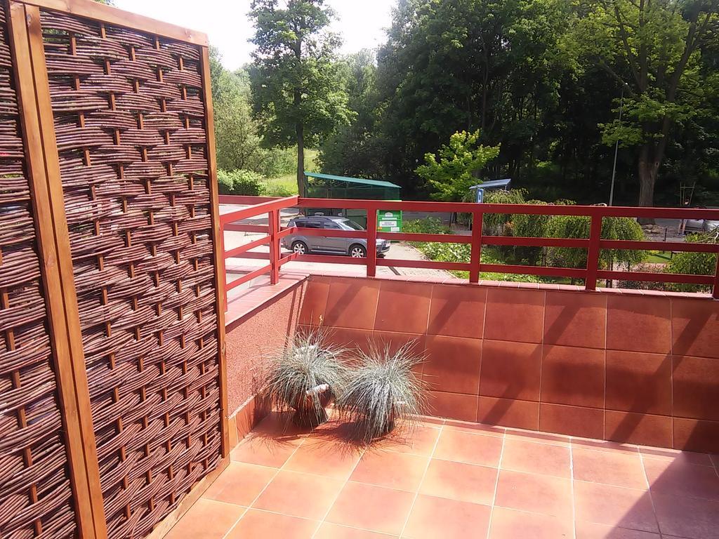 Appartement Apartament Marta à Polanica-Zdrój Extérieur photo