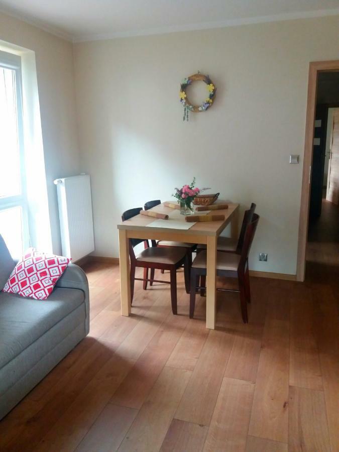 Appartement Apartament Marta à Polanica-Zdrój Extérieur photo
